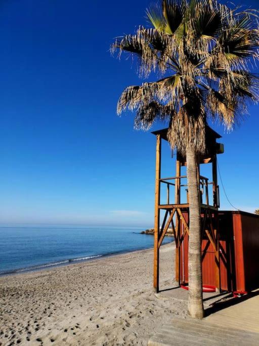 Atico Fresco Y Luminoso Con Aparcamiento Privado Apartment Nerja Bagian luar foto